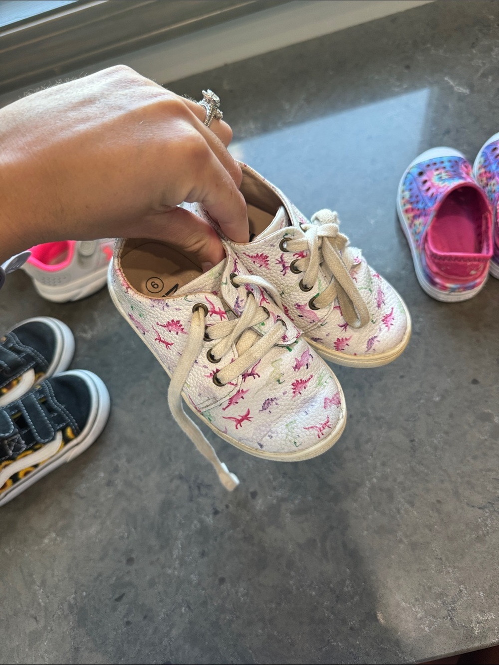 Toddler shoes, girl bundle - Picture 4 of 7